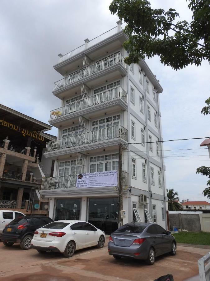 Sunset Mekong Apartment Vientiane Exterior foto
